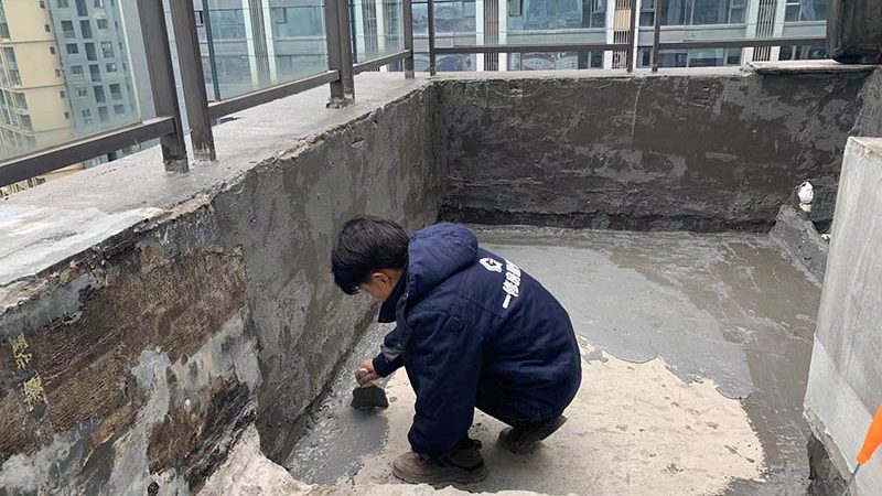 非固化防水涂料人工费构成解析**